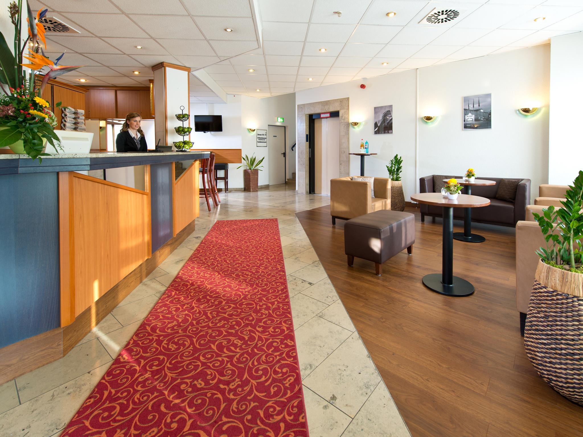 Achat Hotel Darmstadt Griesheim Грисхайм Екстериор снимка