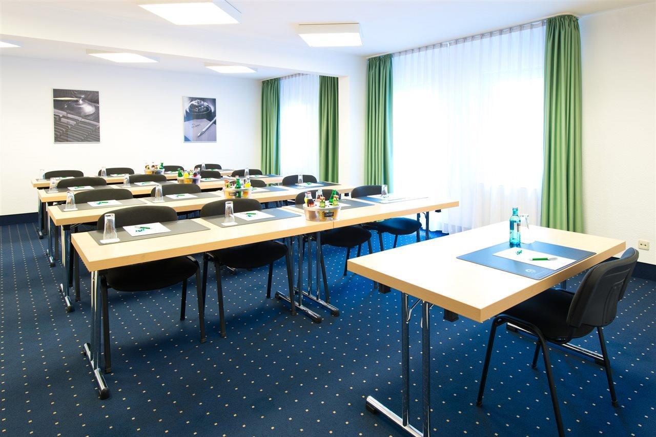 Achat Hotel Darmstadt Griesheim Грисхайм Екстериор снимка