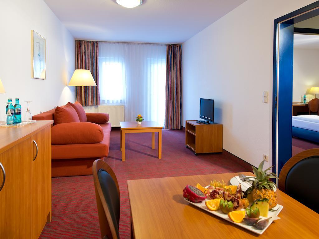Achat Hotel Darmstadt Griesheim Грисхайм Екстериор снимка
