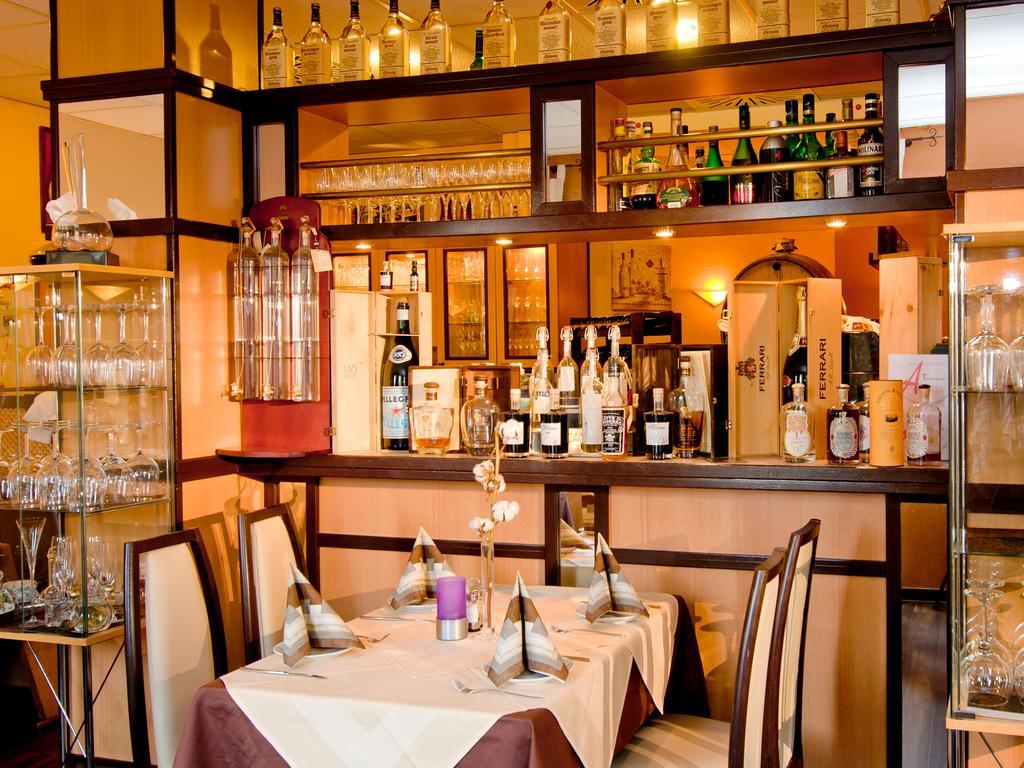 Achat Hotel Darmstadt Griesheim Грисхайм Екстериор снимка